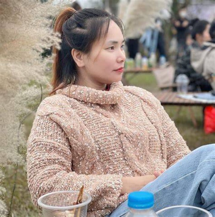 Hồng Thanh gửi lời nhắn nhủ x&uacute;c động đến DJ Mie sau gần 3 năm y&ecirc;u nhau