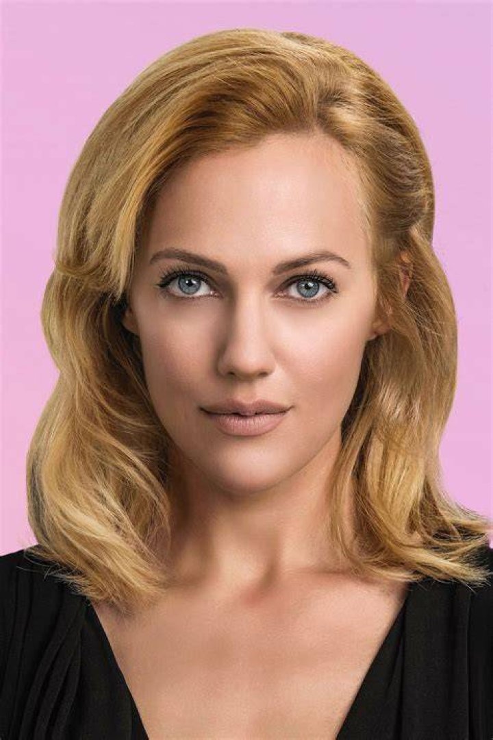 meryem uzerli Google Search Meryem Uzerli, Talk, Couple Photos