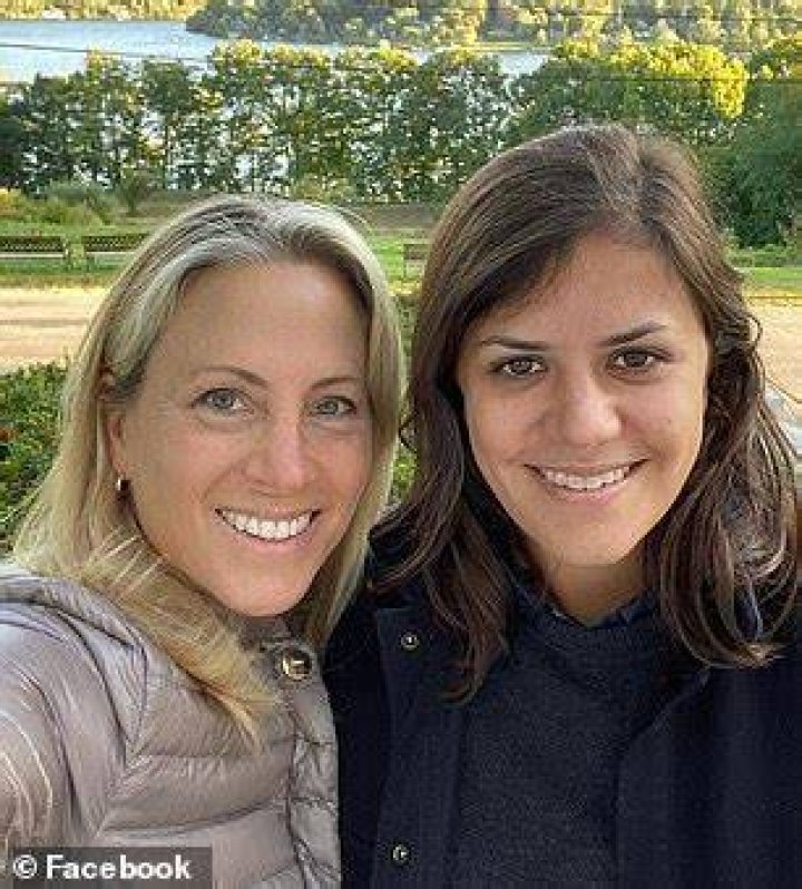 Nichola Samponaro Wiki (Alexandra Bergstein's Girlfriend), Bio, Family, Net Worth