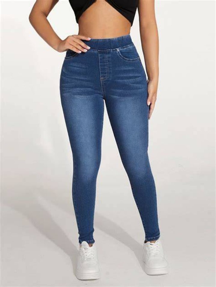 Pin de Pa em Jeans babe Moda, Moda intima feminina, Moda intima