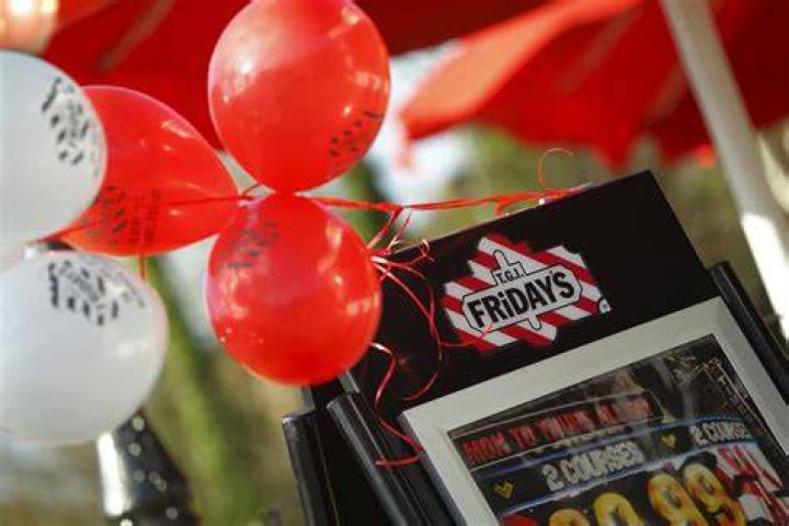 TGI Friday&rsquo;s Dangles 2,500 Vacation Reimbursement to Keep Staff
